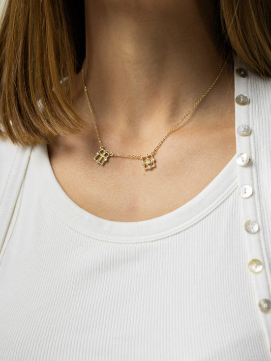 Scapular gold
