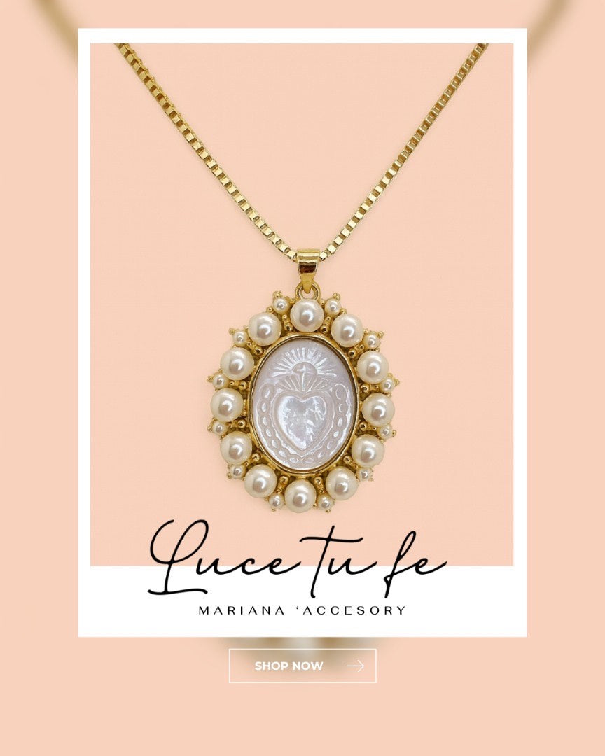 Necklace with a pendant featuring pearls on a pink background, branded 'Mariana Accesory'.